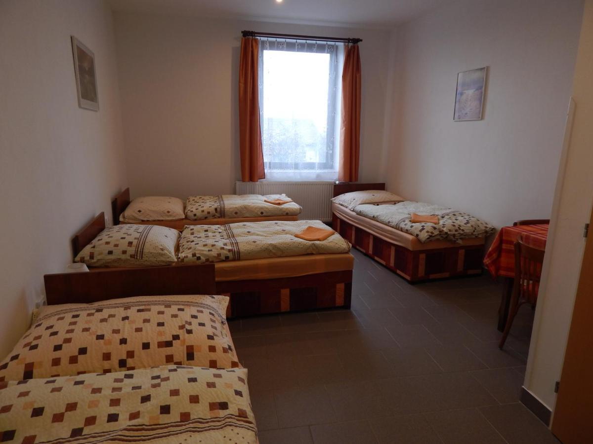 Penzion U Kasnych Mnísek pod Brdy Exterior foto